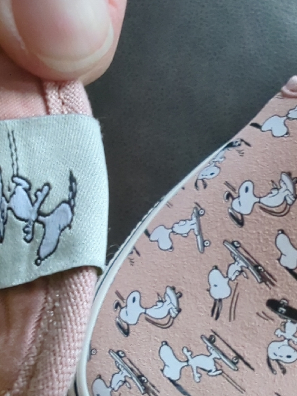 NWT Women's Sz 10 Cariuma X Peanuts Snoopy Pink Slip-On Sneakers - Picture 9 of 10